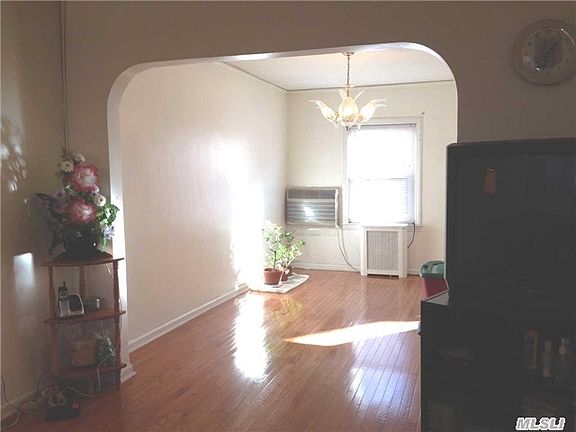 3rd image of 21012 53rd Ave
