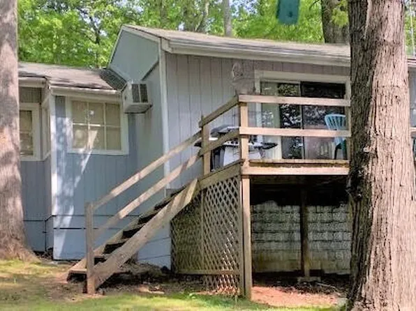 3097 Skyway Dr, Moneta, VA 24121