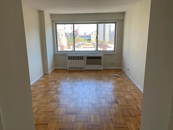 5th image of 360 E 65th St APT 11H