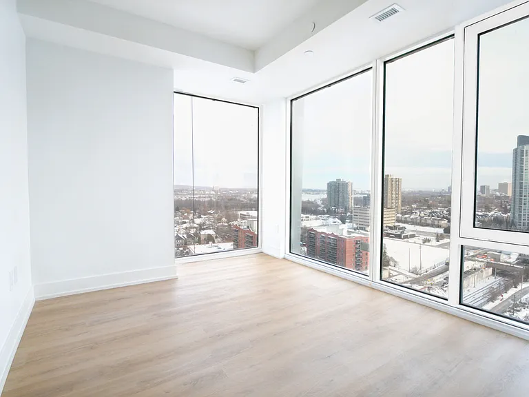 2070 Scott St — Photo 53