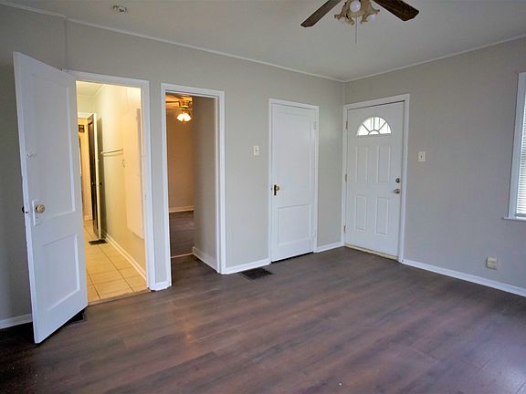 4th image of 1429 N Denny St
