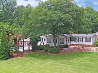 480 Crumps Rd, Hartwell, GA 30643