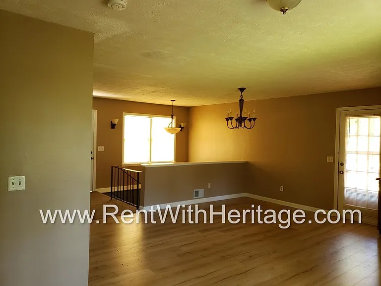 4204 Rocky Face Dr — Photo 17
