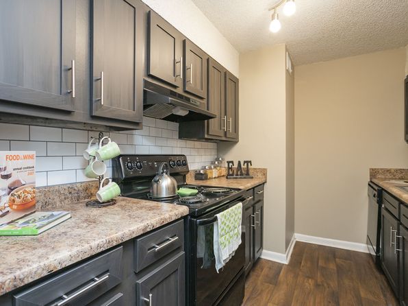 1598 Crestview Dr APT E73