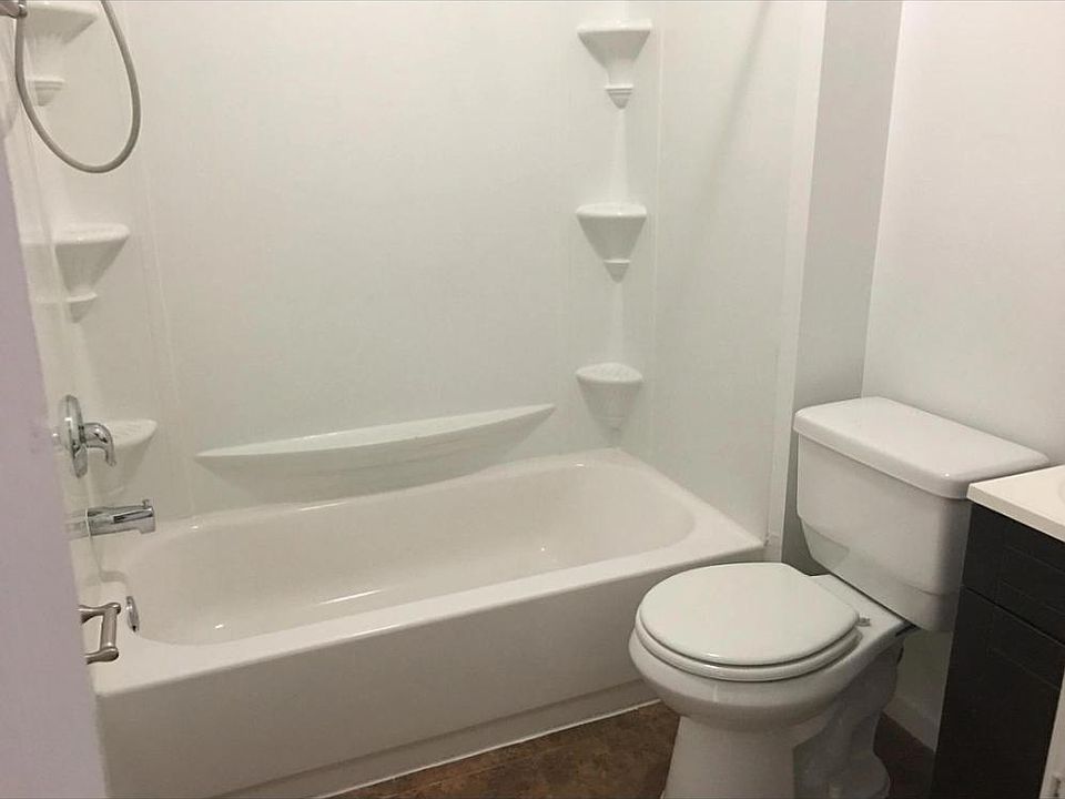 2nd image of 2604 Bellevue Ave APT E