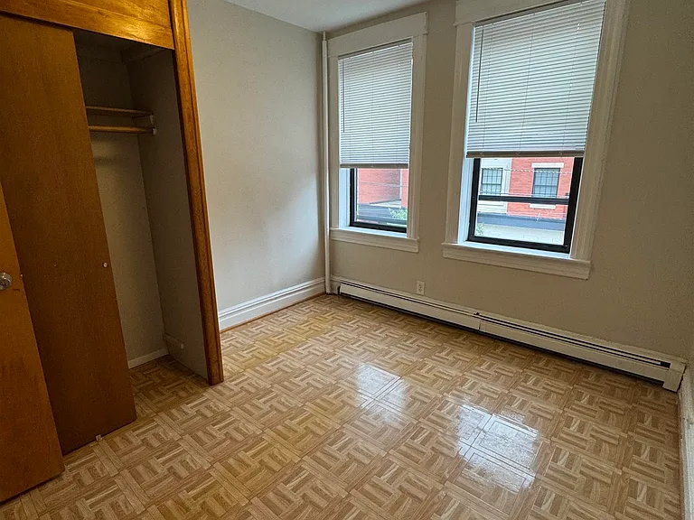 721 Kennedy Blvd — Photo 5