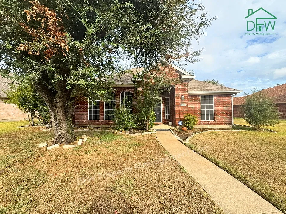 2818 Pecan Meadow Dr