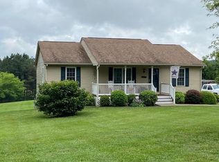 615 Country Estates Rd, Appomattox, VA 24522
