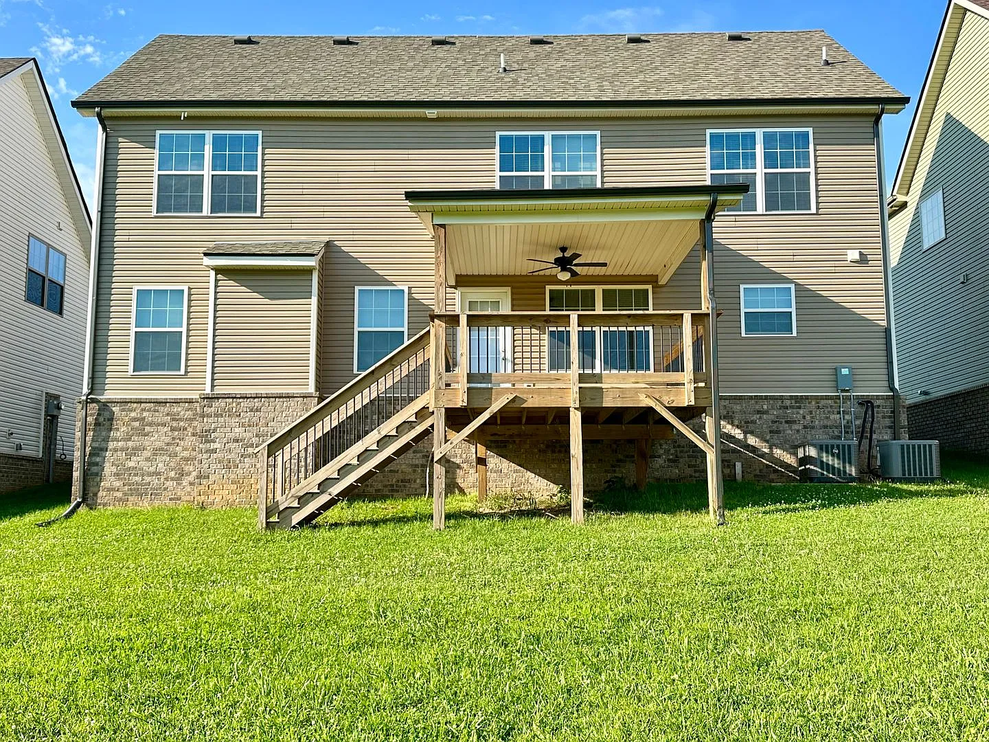 405 Wingfield Drive Clarksville, TN 37043 — Photo 4