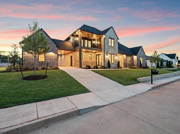 6201 Canopy Ln, Edmond, OK 73025