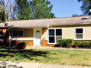 823 Dartmouth Ave, Matteson, IL 60443