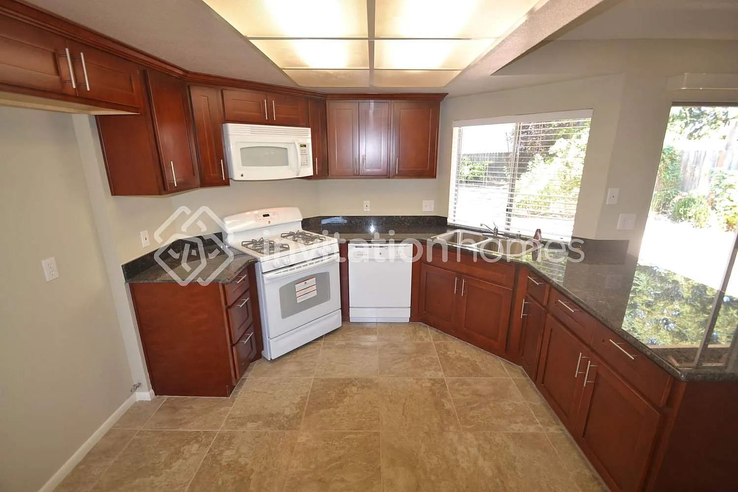3212 Cinnabar Ct Sacramento, CA 95826 — Photo 1