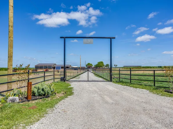 3678 County Road 3655, Bridgeport, TX 76426