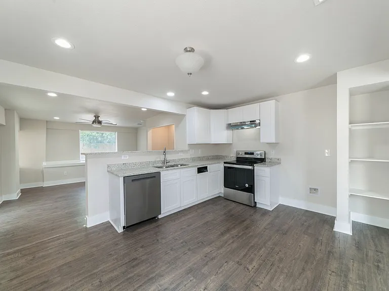 1627 W Mariposa Dr — Photo 9