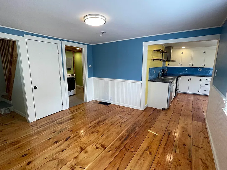 21 E Bow St — Photo 6
