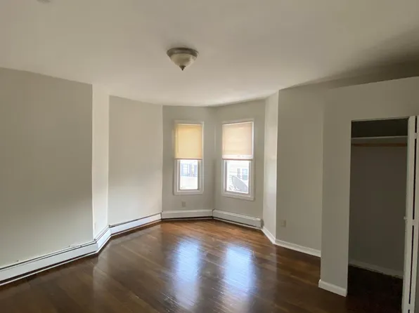 86 Sanford Ave, Bridgeport, CT
