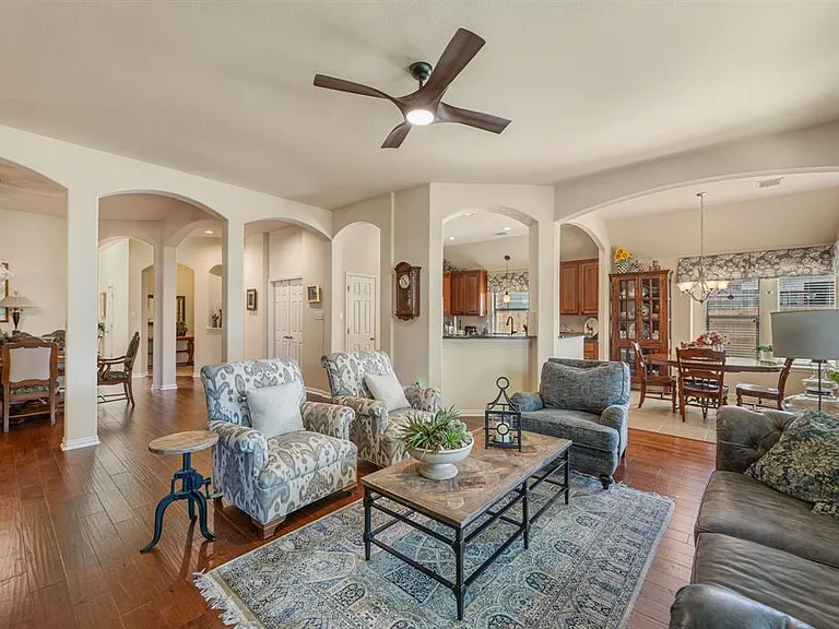 2748 Marshall Trl — Photo 12