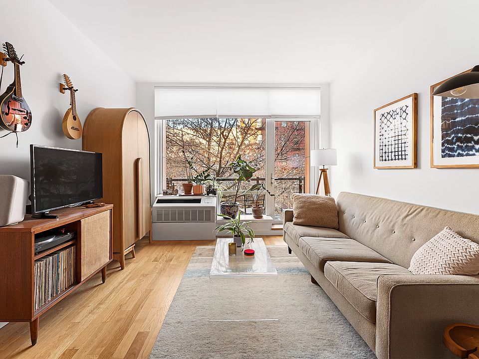 1st image of 306 W 116th St APT 3A
