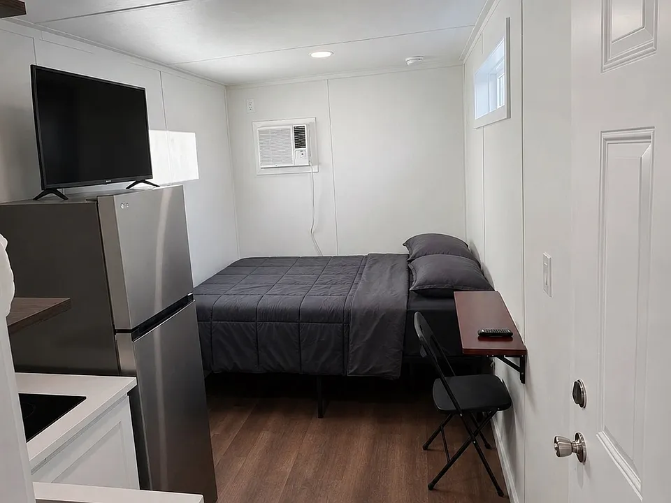 117 S Main St #116