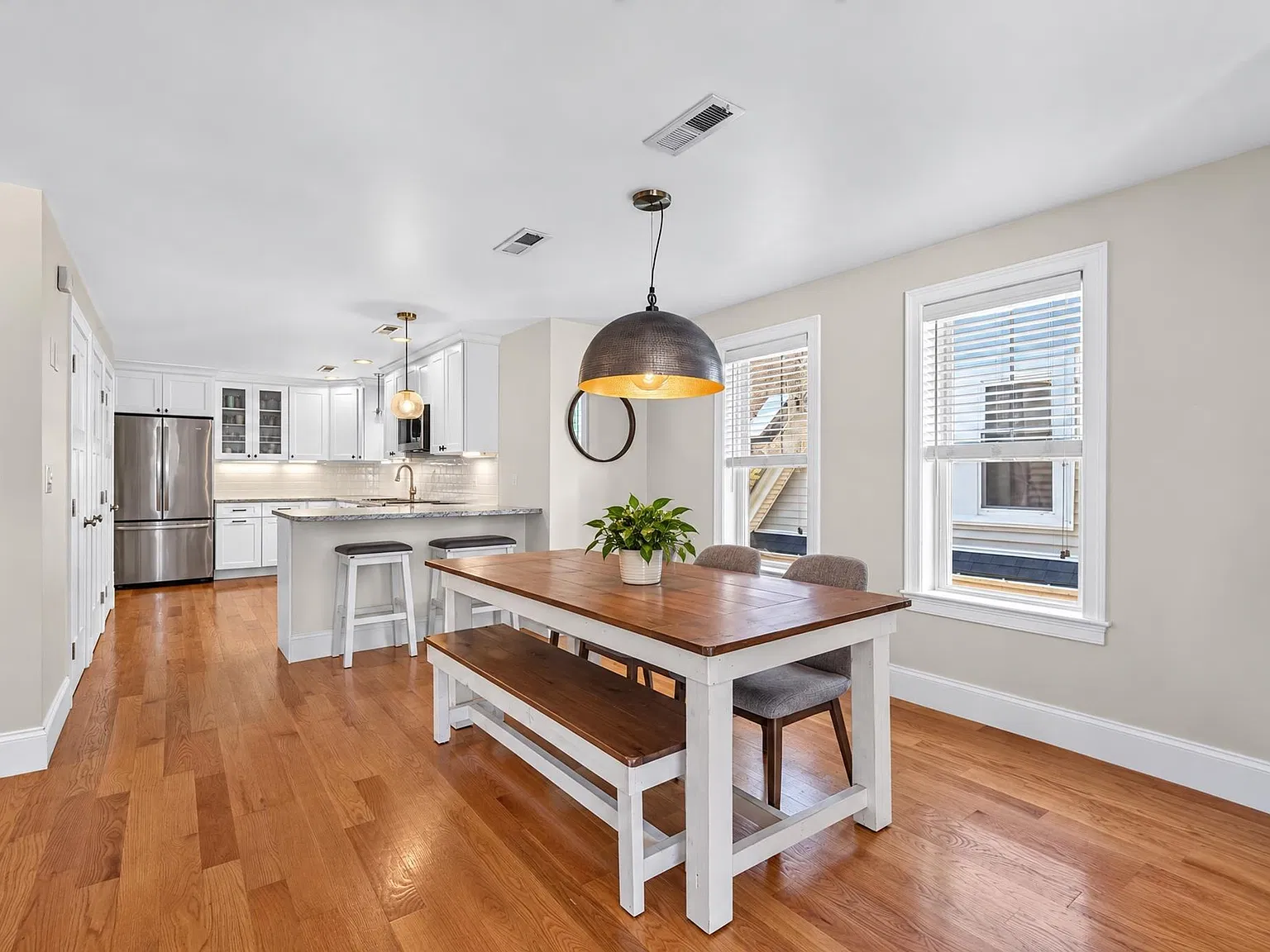 2 bed, 1.5 bath, 1000 sqft, $2,900 — Photo 4