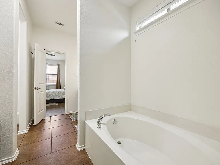 5308 Bridgeport Rd — Photo 19