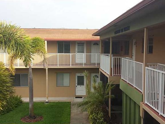 2nd image of 411 S Crescent Dr APT 202
