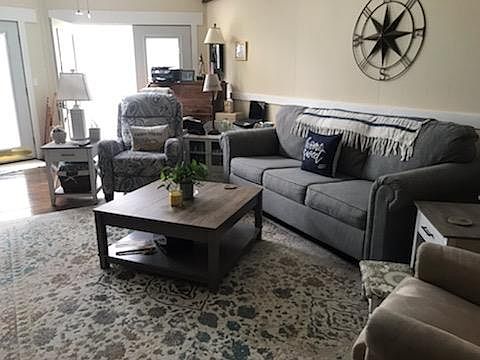 5th image of 119-119 Eagle Ln