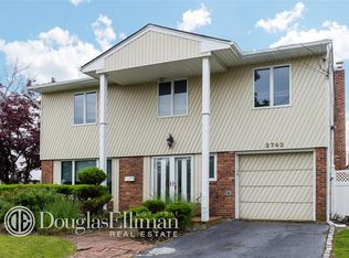 2742 Patricia Ln, Bellmore, NY 11710