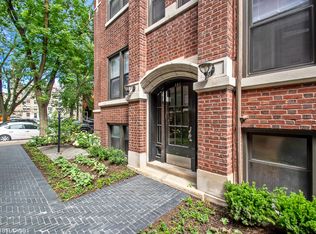 523-31 W Fullerton Pkwy #21, Chicago, IL 60614