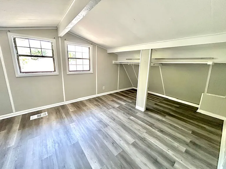 4216 Chalet Cir NW — Photo 6