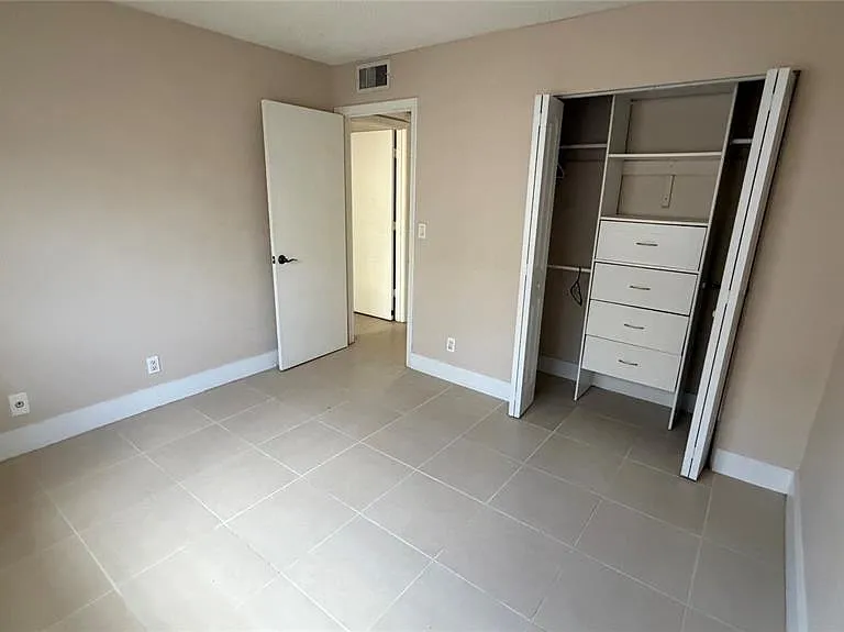 5180 NE 6th Ave #602 — Photo 13