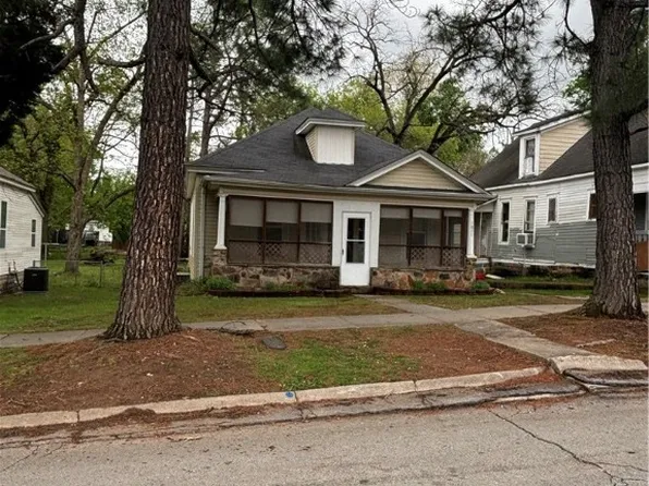 1021 S 24th St, Fort Smith, AR 72901