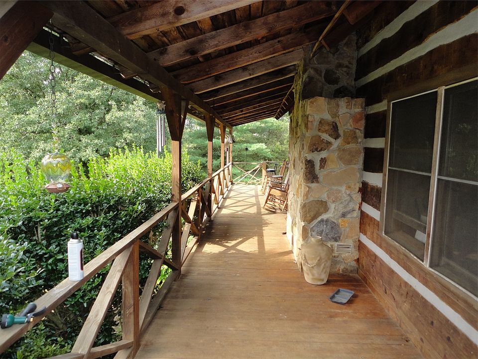 2nd image of 3008 6 Mile Rd
