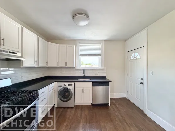 916-920 Greenbay Rd, Winnetka, IL
