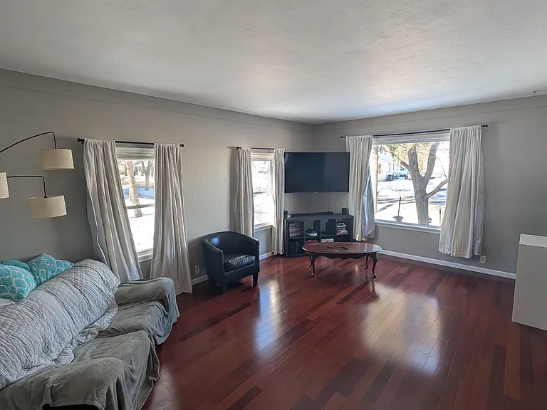 408 W Messenger St #3 — Photo 8