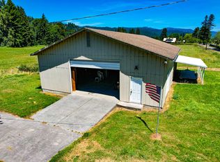 353 Holmes Flat Rd, Redcrest, CA 95569