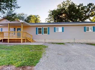 101 N Vermont St, Green Ridge, MO 65332