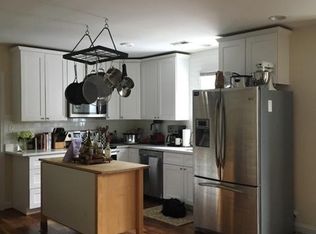 405 N Charles St APT C, Baltimore, MD 21201