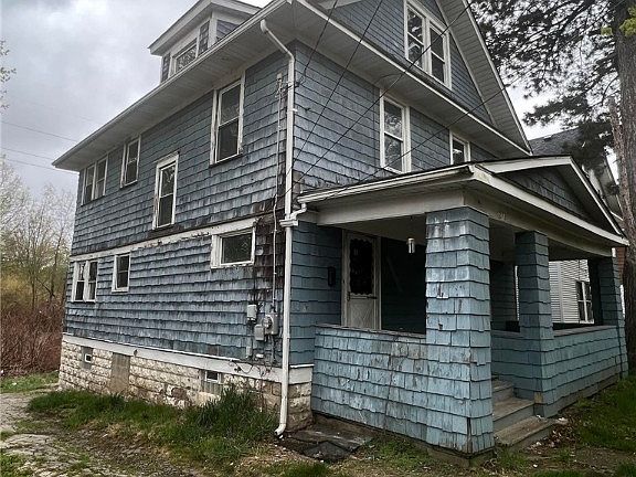 2nd image of 1272 Pondview Ave