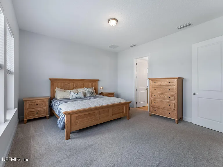 281 Pine Grove Point — Photo 10
