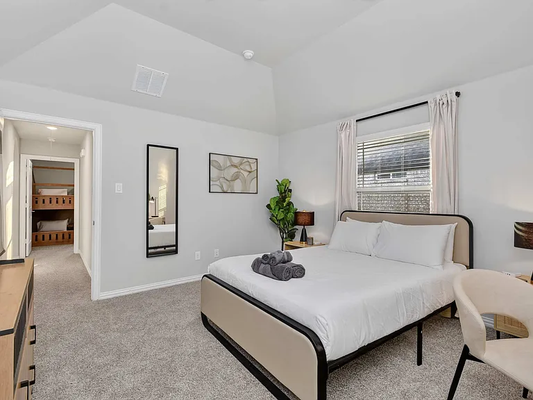 2626 Flat Bush Ave — Photo 38
