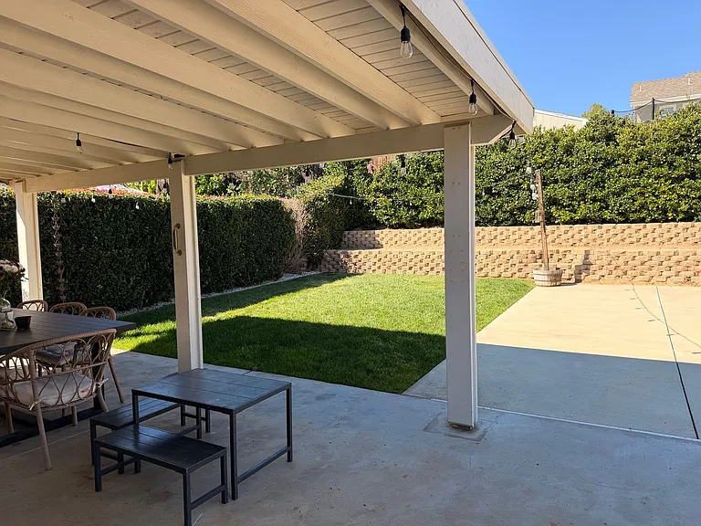 5255 Goldenridge Ct — Photo 26
