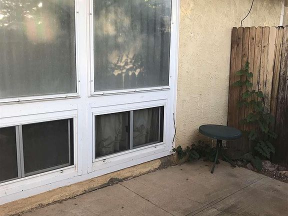 5th image of 302 Patio Plz