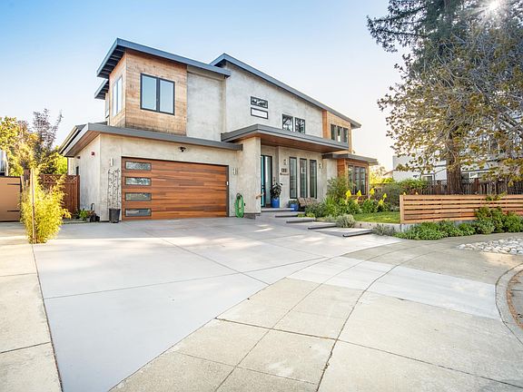 2nd image of 622 Dorset Way