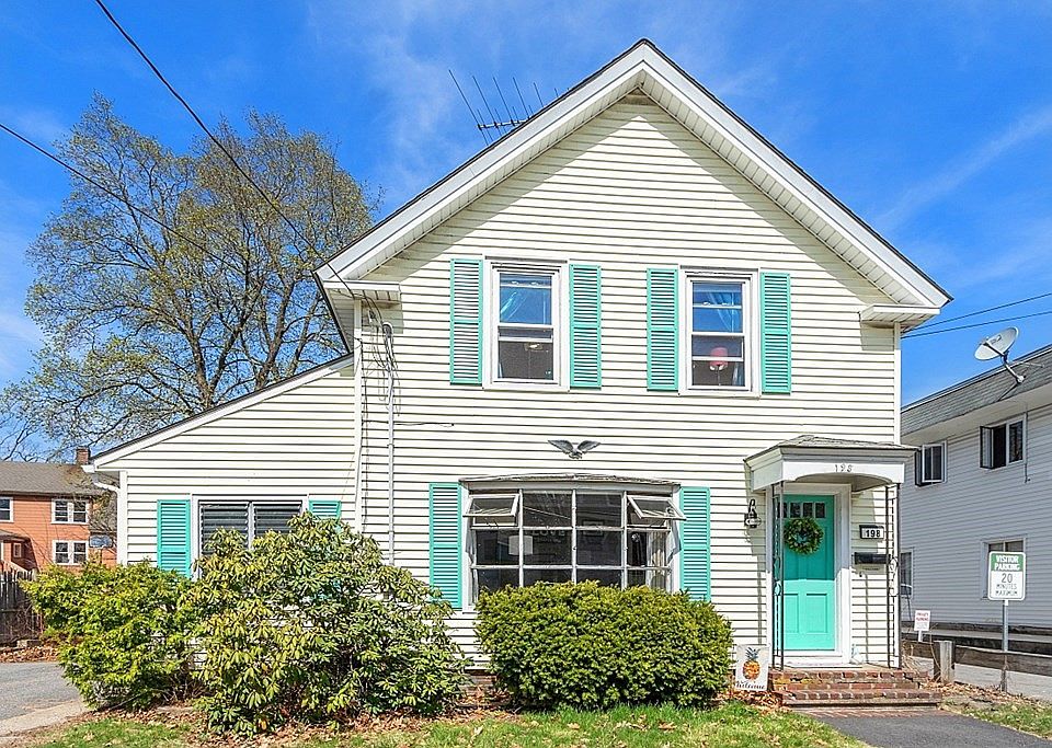 198 Oak St, Clinton, MA 01510 | Zillow