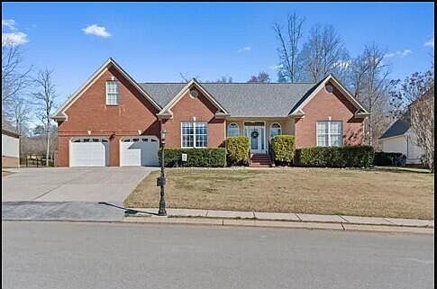 1st image of 1549 Leighton Dr
