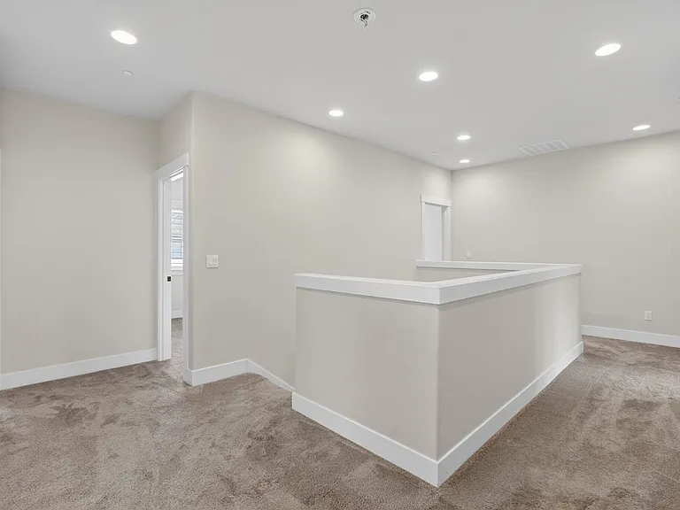12356 SW Athens Ln — Photo 24