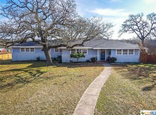 703 Park St, Gatesville, TX 76528