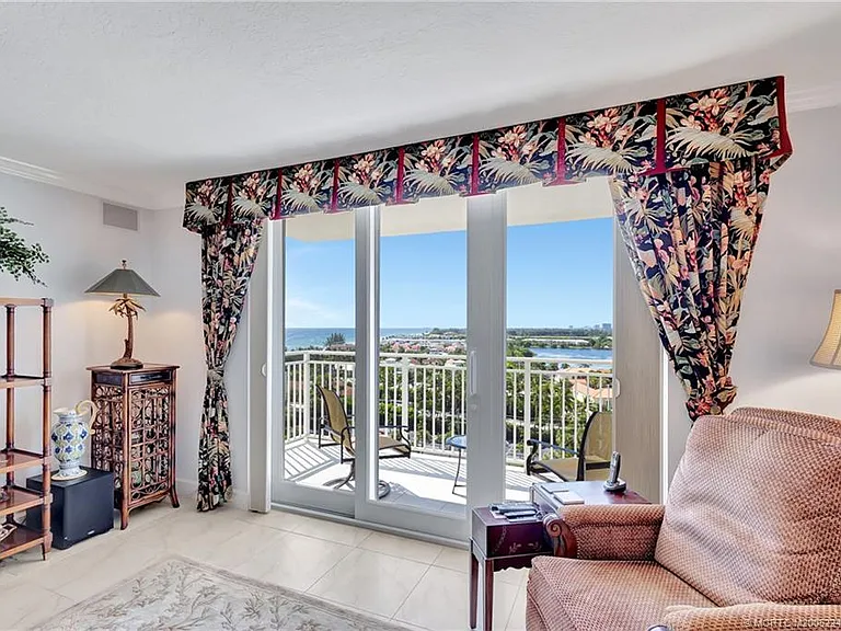 500 Ocean Dr #W-11 — Photo 11