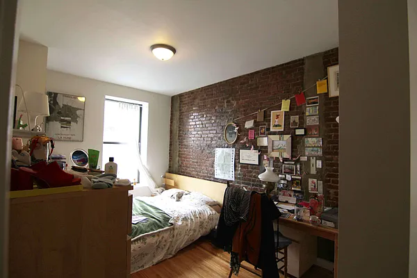 Rented by U2Apartment LLC | media 18